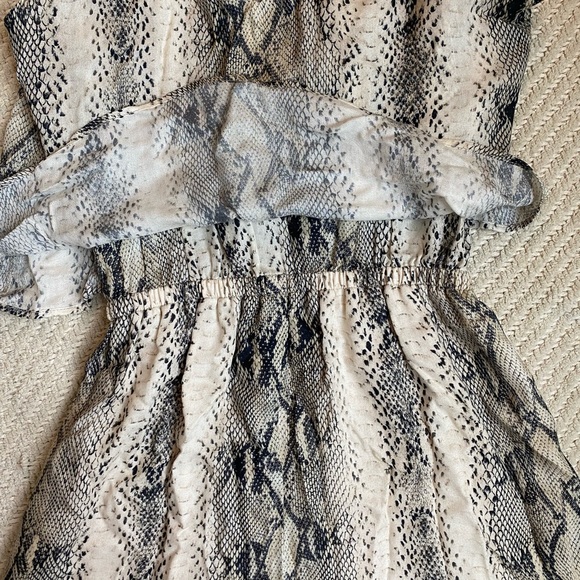 🐍 LAVENDAR BROWN SNAKESKIN ROMPER - Picture 3 of 6